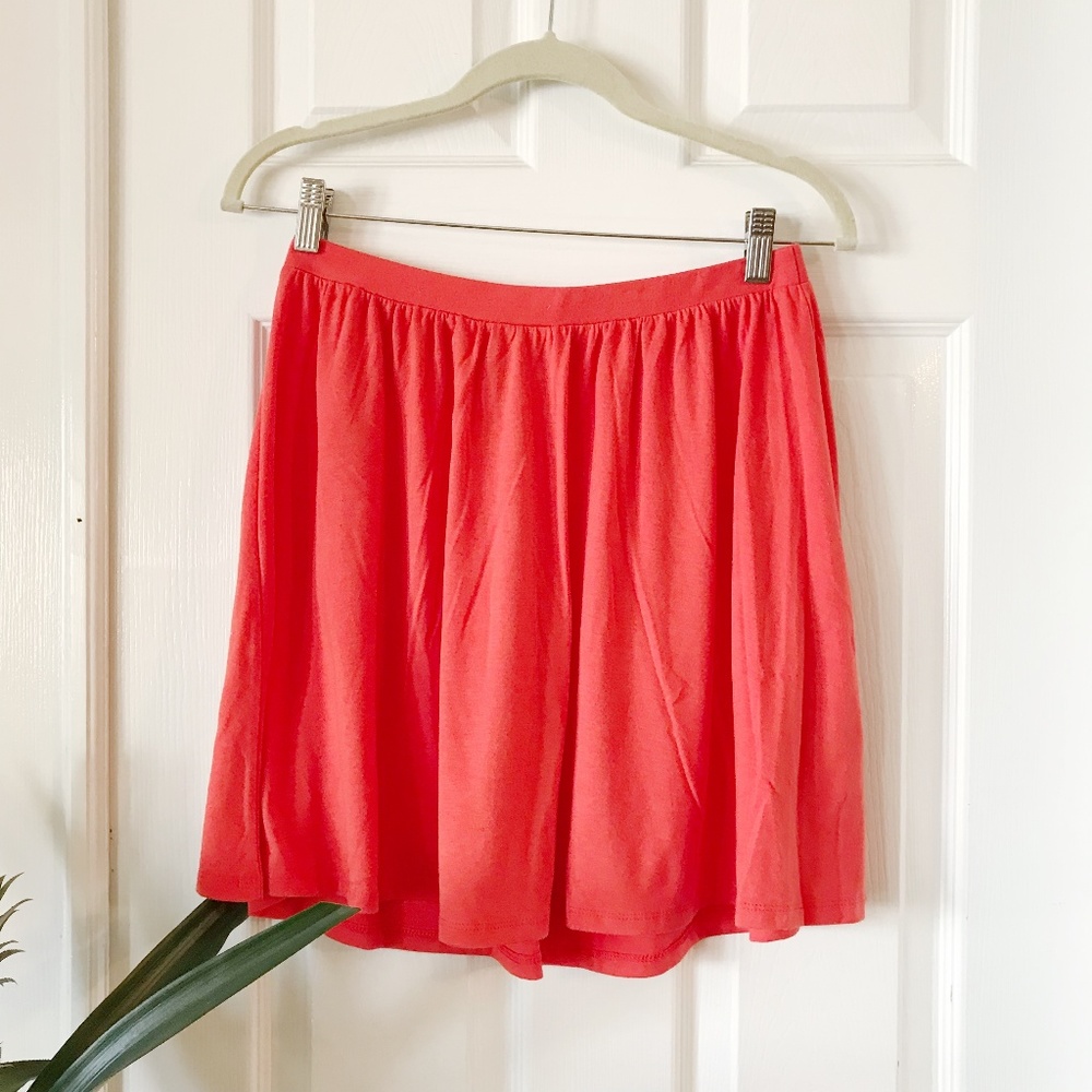 Old Navy Women's Flowy Mini Red Skirt S